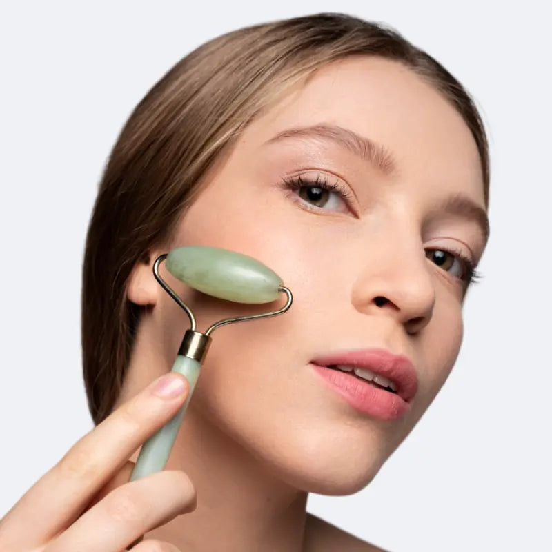 Smooth and wake up your natural shine
